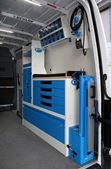 03_A fold-away vice bench and work top in the Sprinter